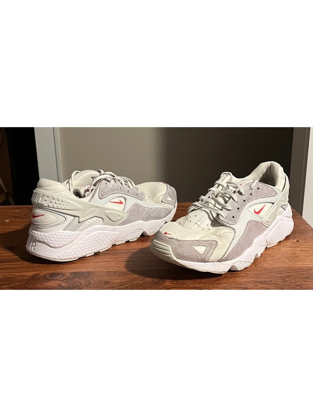 Nike Air Huarache Runner Photon Dust University Red Size 11